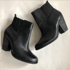 Vince Camuto Booties